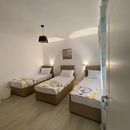 Summer Apartment *