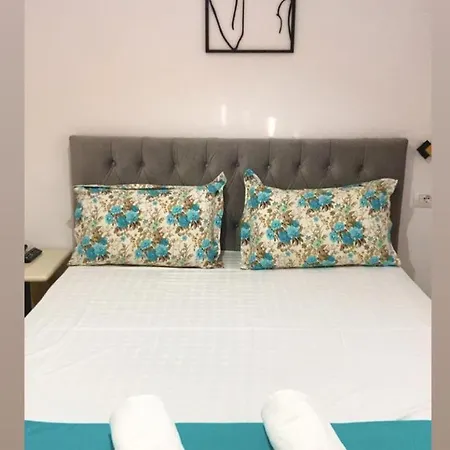 Summer Apartment *